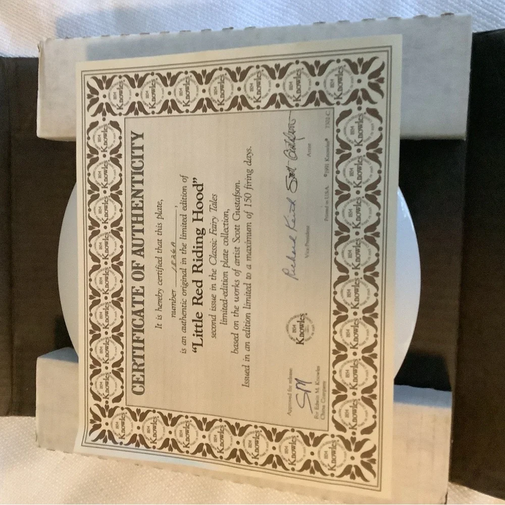 Little Red Riding Hood Vintage Storybook Decorative Plate &Cert